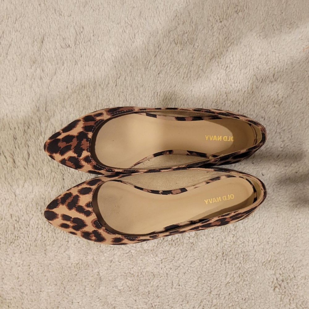 Old Navy Leopard Print Women's Flats